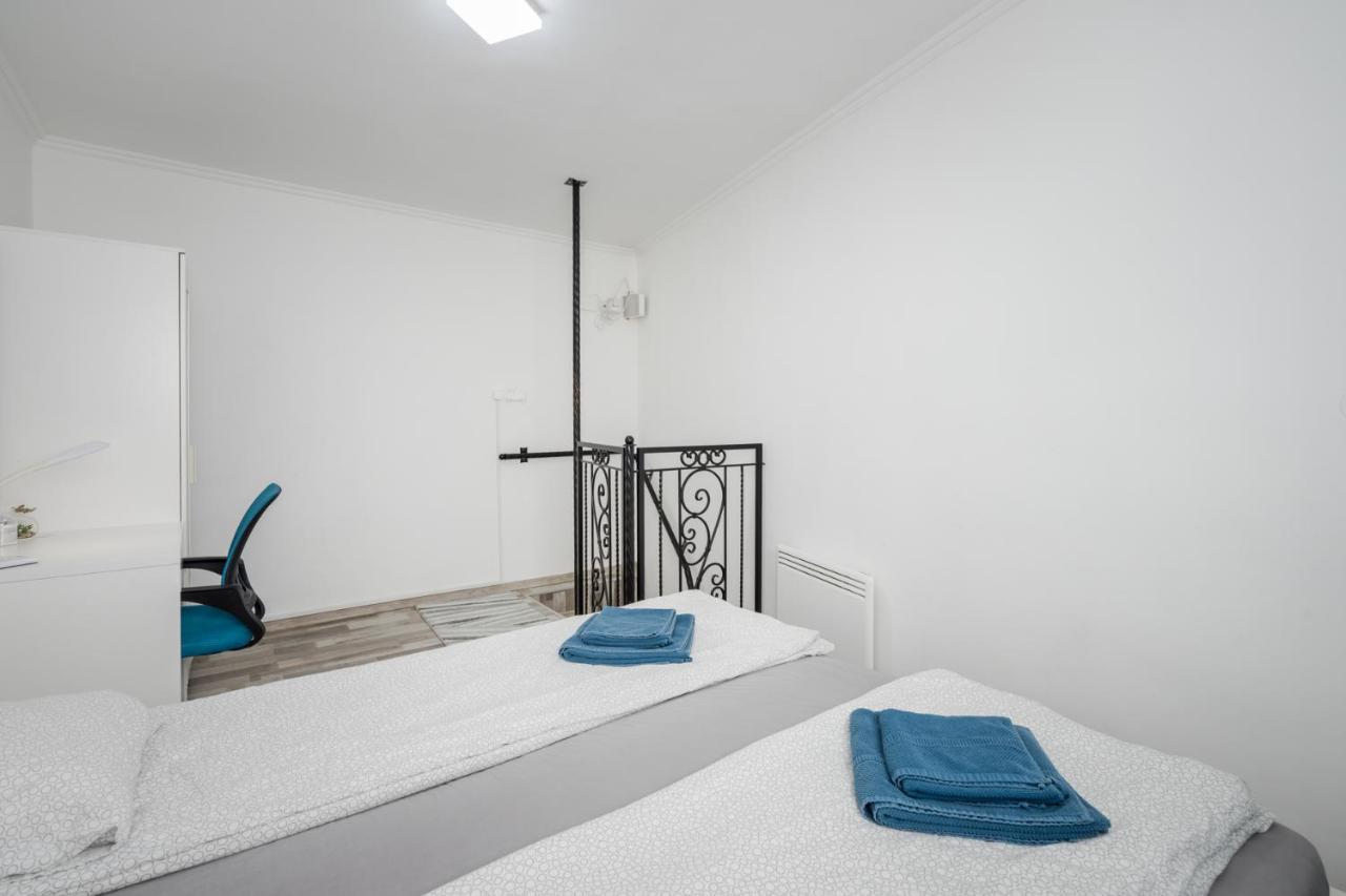 Bpr Simply Azure Apartment 布达佩斯 外观 照片